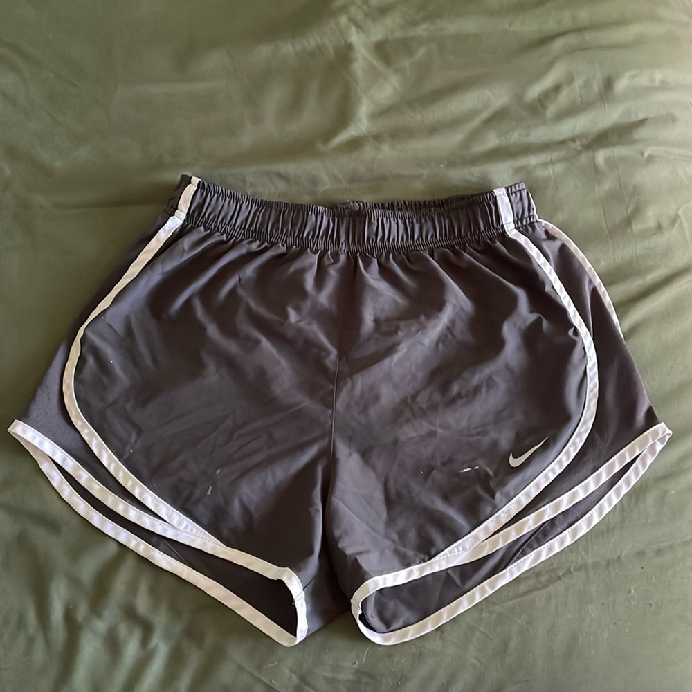 Gray women’s dry-fit Nike running shorts